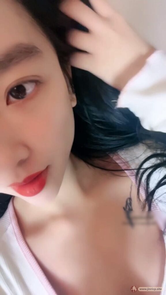 【JINRICP】半糖主播 喝个椰宝 合集（6.7GB10V,评论免费看！！！！！！！！！！ - Jinricp韩国女团中文资源站|中文字幕|BJ主播|PandaTV|直播|免费下载-Jinricp韩国女团中文资源站|中文字幕|BJ主播|PandaTV|直播|免费下载